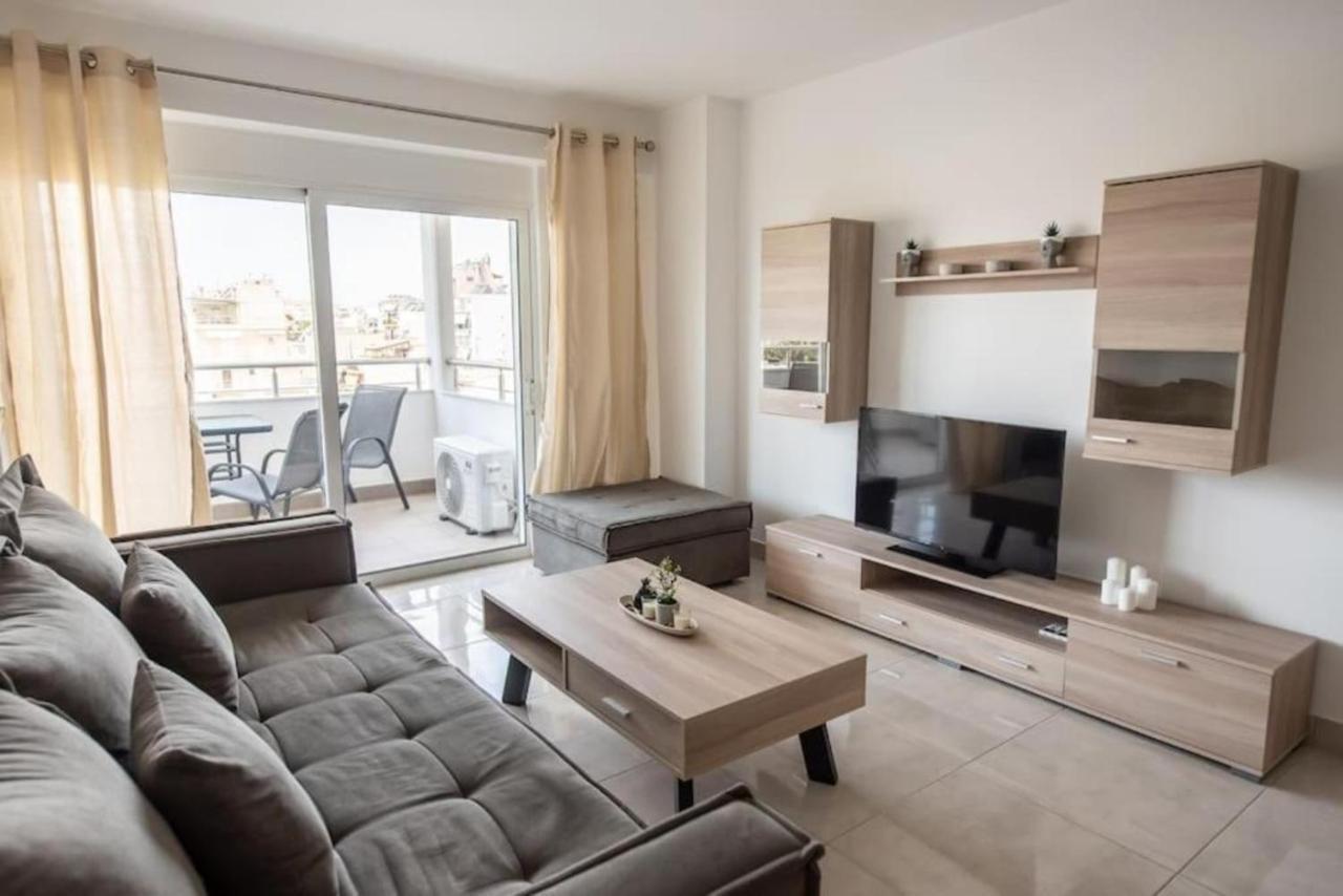 Cozy 2-bedroom In Piraeus